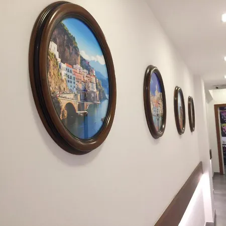 Isole - Rione Alto 3* Neapel