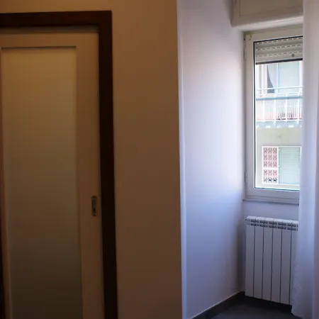 Bed & Breakfast Isole - Rione Alto 3*