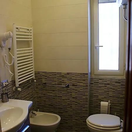 Bed & Breakfast Isole - Rione Alto 3*