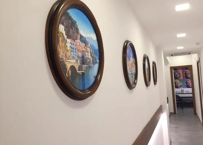 Isole - Rione Alto 3* Nápoles