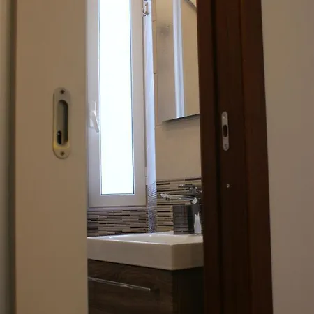 Alojamento de Acomodação e Pequeno-almoço Isole - Rione Alto Nápoles