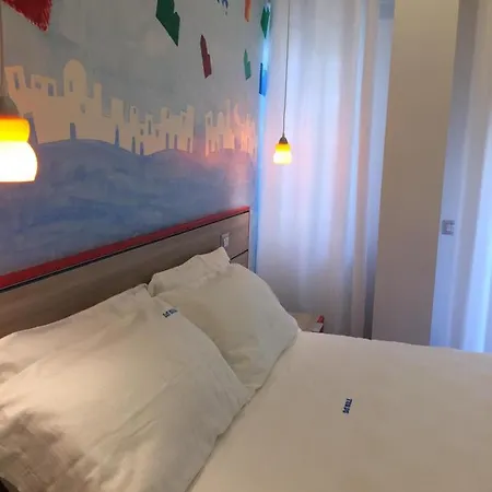 Alojamento de Acomodação e Pequeno-almoço Isole - Rione Alto 3*
